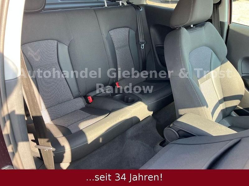 Gebraucht Audi A1 Ambition 86 PS (63 kW) 2011 Violett Kleinwagen