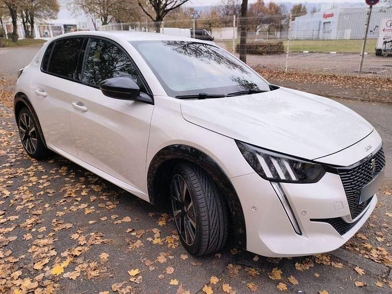 Gebraucht Peugeot 208 GT 102 PS (75 kW) 2022 Weiß Kleinwagen