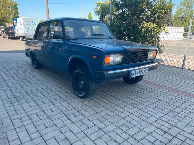 Gebraucht 2008 Lada 2107 Limousine | 2.999 € - Bild 1/4