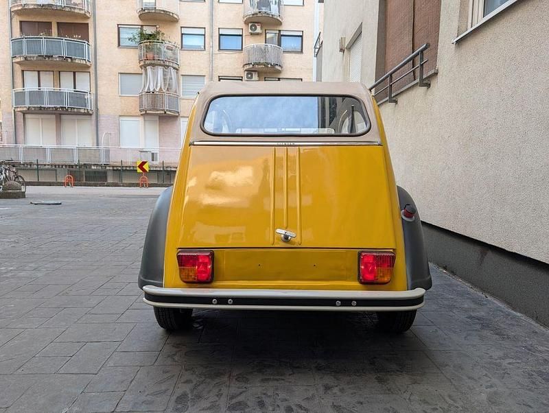 Gebraucht Citroën 2CV 30 kW (41 PS) 1974 Gelb Limousine