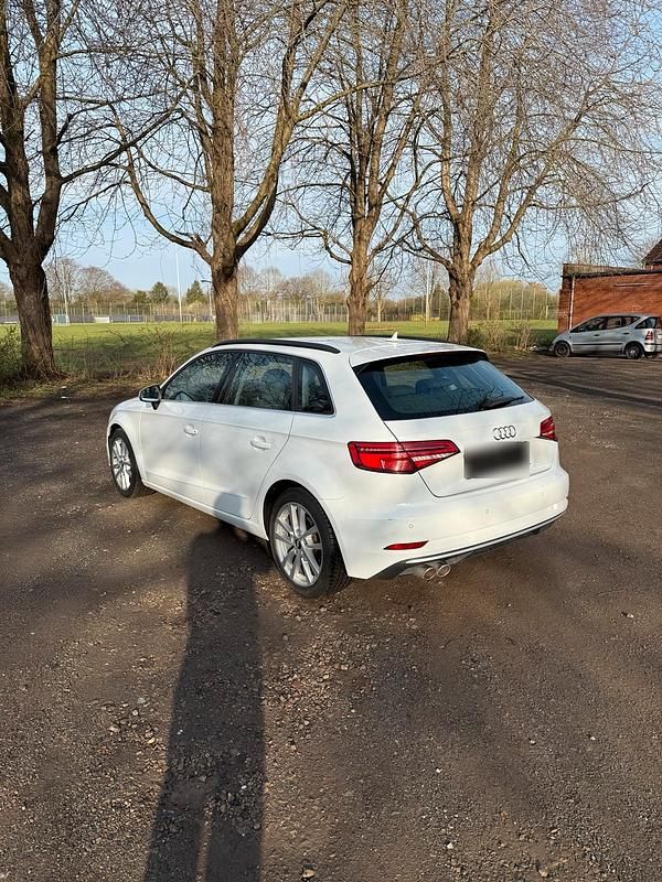 Gebraucht Audi A3 Sport 150 PS (110 kW) 2016 Weiß Kombi