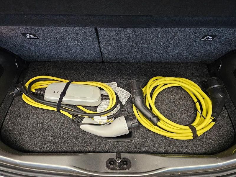 Gebraucht Skoda Citigo-e IV 61 kW (83 PS) 2021 Graumet. Kleinwagen