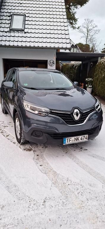 Grau Gebraucht 2018 Renault Kadjar Life SUV | 10.900 € (Fairer Preis) - Bild 1/4