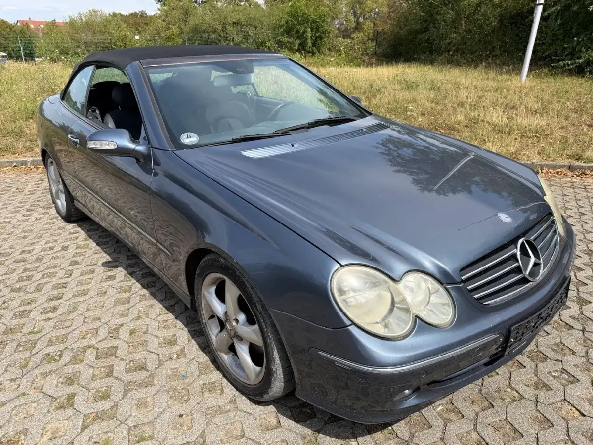 Gebraucht Mercedes CLK240 Avantgarde 170 PS (125 kW) 2003 Grau Cabrio