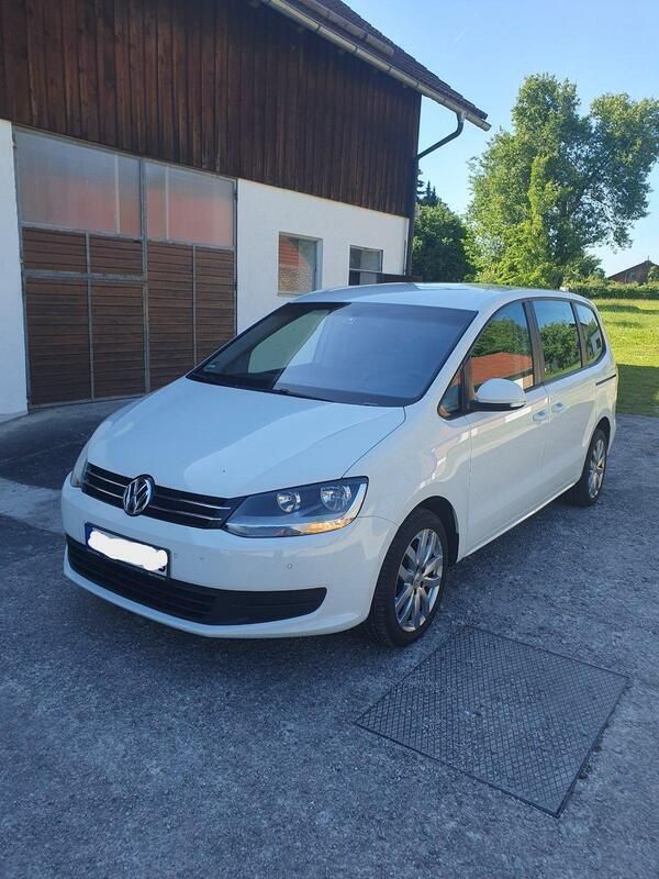 Weiß Gebraucht 2015 VW Sharan Van / Kleinbus | 12.500 € (Fairer Preis) - Bild 1/4
