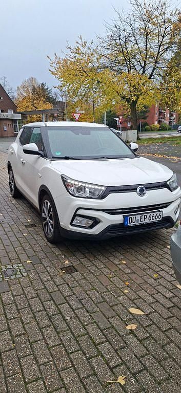 Weiß Gebraucht 2019 Ssangyong (KGM) Tivoli SUV | 9.500 € (Superpreis) - Bild 1/4