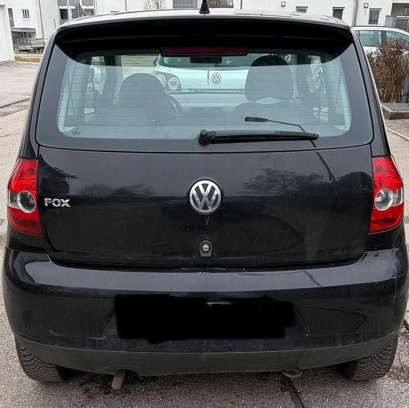 Usata VW Fox 56 CV (41 kW) 2010 Nero Utilitaria