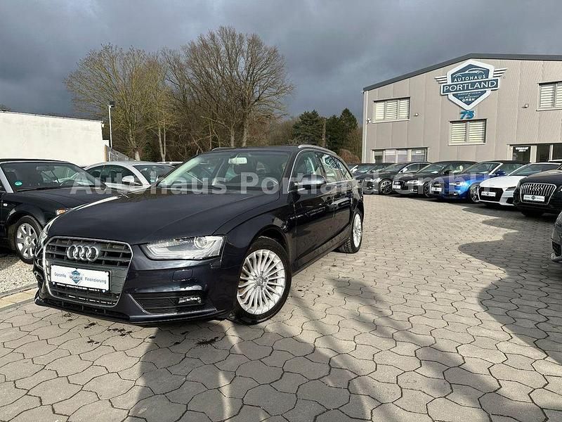 Blau Gebraucht 2014 Audi A4 Attraction Kombi | 13.999 € (Etwas zu teuer) - Bild 1/4