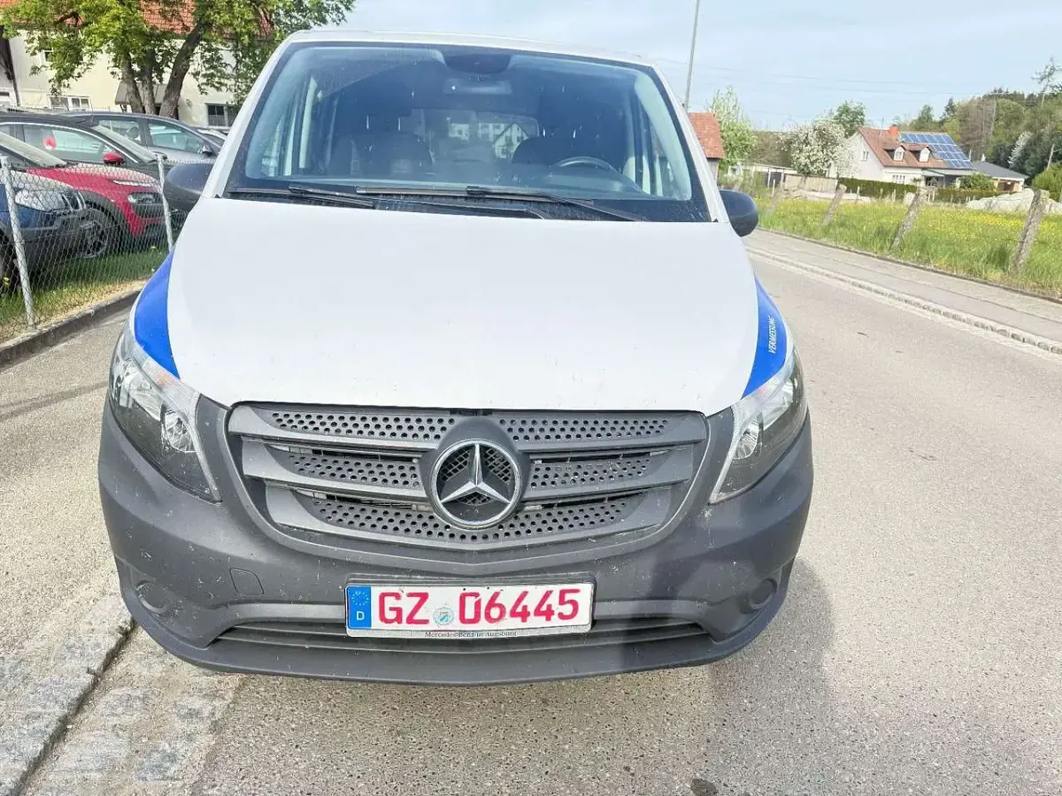 Gebraucht Mercedes Vito 136 PS (100 kW) 2017 Arktikweiss Van