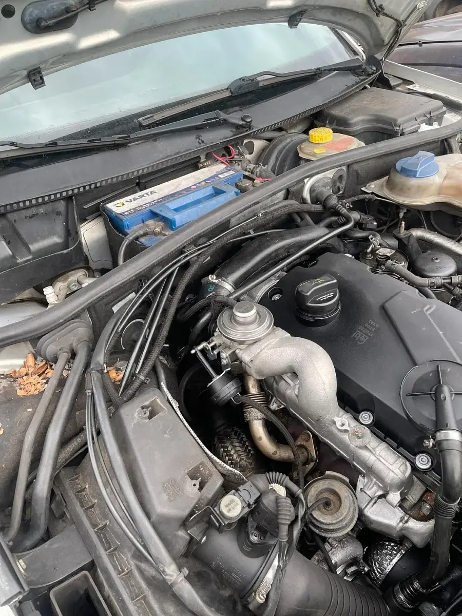 Gebraucht VW Passat 85 PS (62 kW) 2000 Silber Limousine