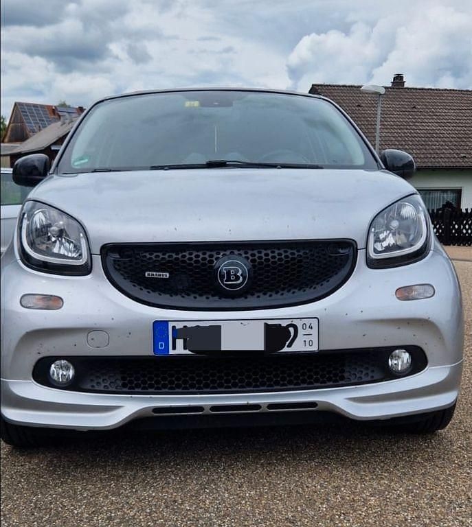Grau Gebraucht 2017 Smart ForFour Brabus Limousine | 15.500 € (Fairer Preis) - Bild 1/4