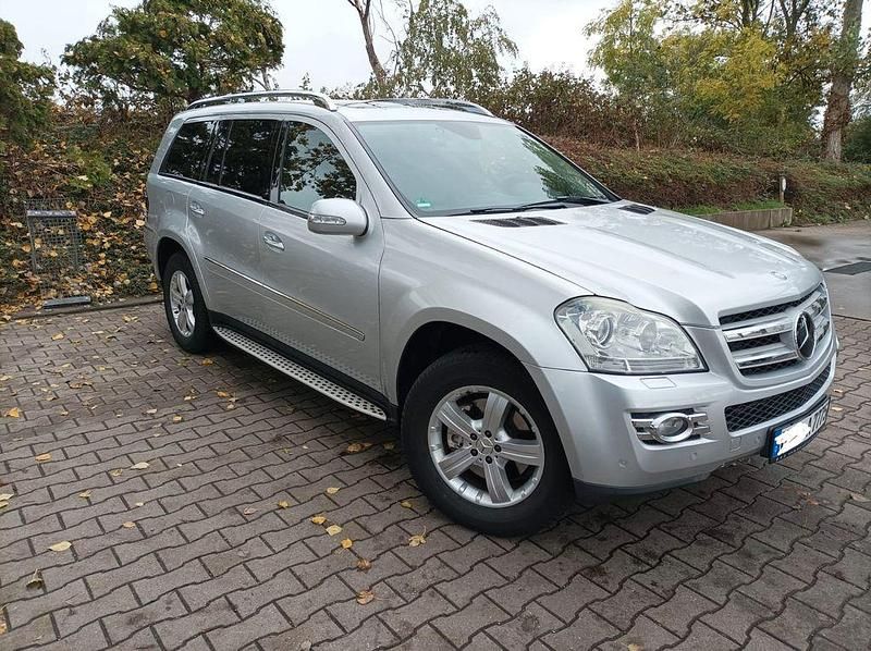 Silber Gebraucht 2008 Mercedes GL320 SUV | 12.700 € (Fairer Preis) - Bild 1/4