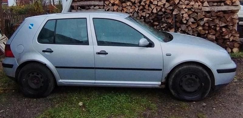 Grau Gebraucht 2002 VW Golf IV Kombi | 400 € (Superpreis) - Bild 1/4