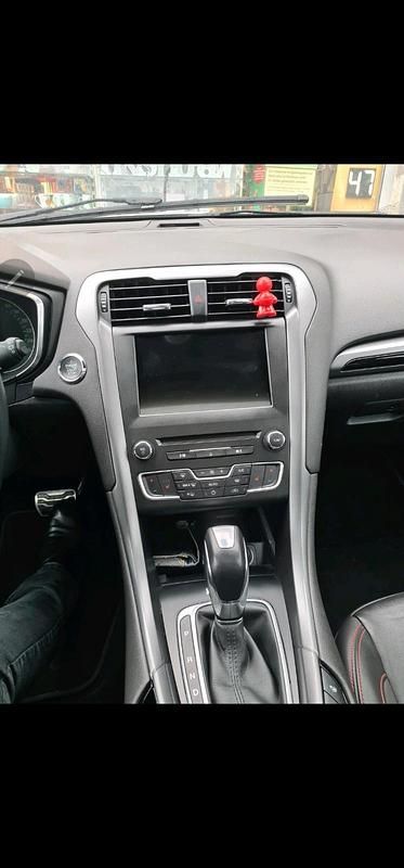 Gebraucht Ford Mondeo ST-Line 179 PS (131 kW) 2018 Weiß Kombi