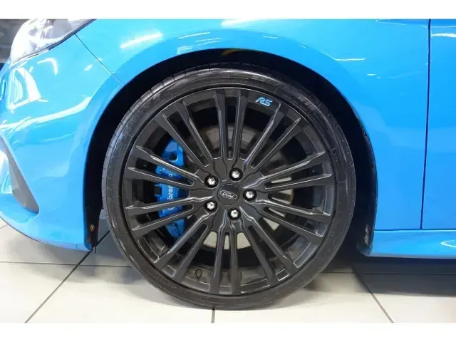 Gebraucht Ford Focus RS 349 PS (256 kW) 2016 Blau Limousine