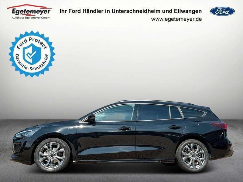 Gebraucht Ford Focus ST-Line 125 PS (91 kW) 2023 Obsidianschwarz metallic Kombi