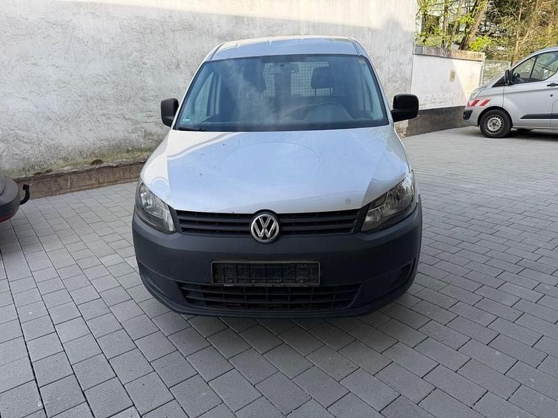 Second-hand VW Caddy 109 CP (80 kW) 2011 Argintiu Monovolum