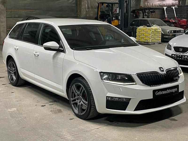 Gebraucht Skoda Octavia vRS 184 PS (135 kW) 2015 Weiß Kombi