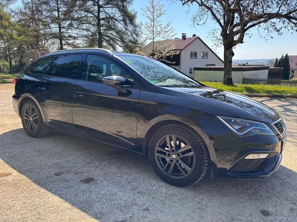 Gebraucht Seat Leon FR 150 PS (110 kW) 2020 Schwarz Limousine