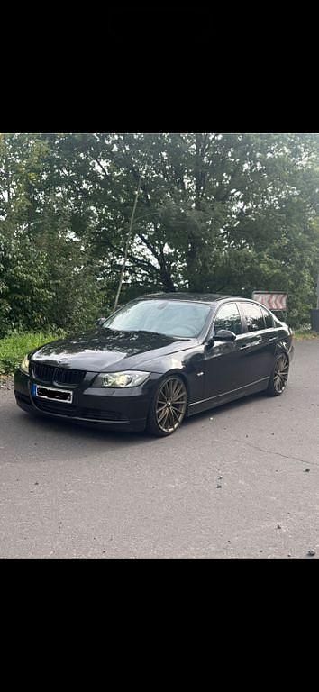 Gebraucht BMW 320 Performance 163 PS (119 kW) 2006 Schwarz Limousine