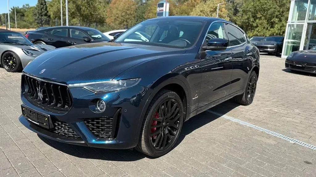 Gebraucht Maserati Levante GranLusso 349 PS (256 kW) 2021 Blau SUV