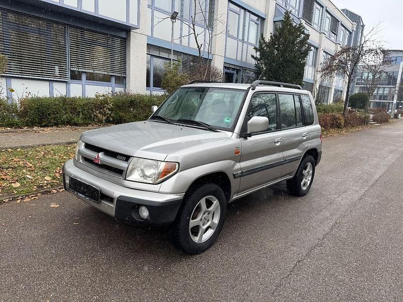 Silber Gebraucht 2002 Mitsubishi Pajero SUV | 2.990 € (Superpreis) - Bild 1/4