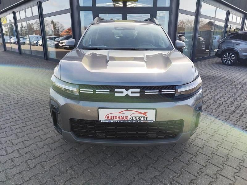 Neu Dacia Bigster Expression 140 PS (102 kW) 2025 Grau SUV