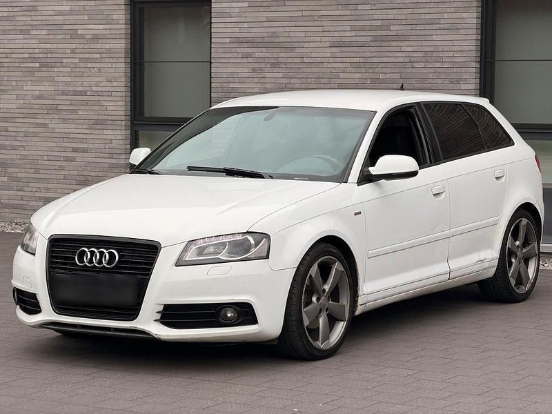 Gebraucht Audi A3 S-Line 140 PS (102 kW) 2010 Weiß Kleinwagen