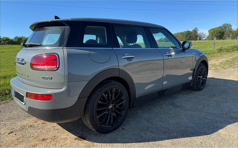 Grau Gebraucht 2020 Mini Clubman Chili Kombi | 21.500 € - Bild 1/4