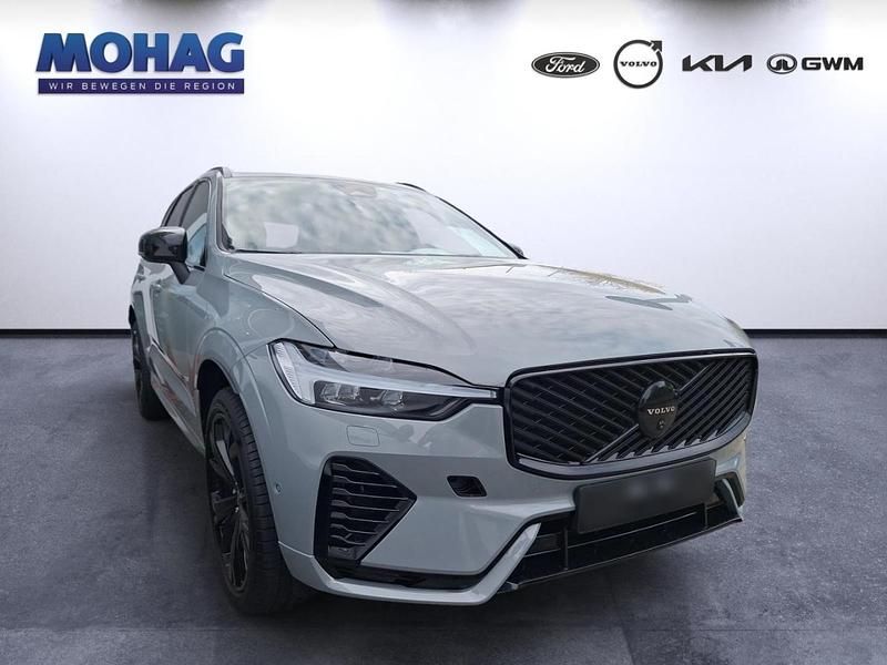 Neu Volvo XC60 Plus 350 PS (257 kW) 2025 Vapour grey / metallic SUV