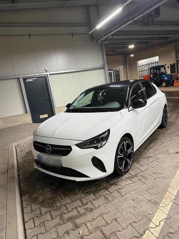 Weiß Gebraucht 2021 Opel Corsa Kleinwagen | 15.950 € (Fairer Preis) - Bild 1/4