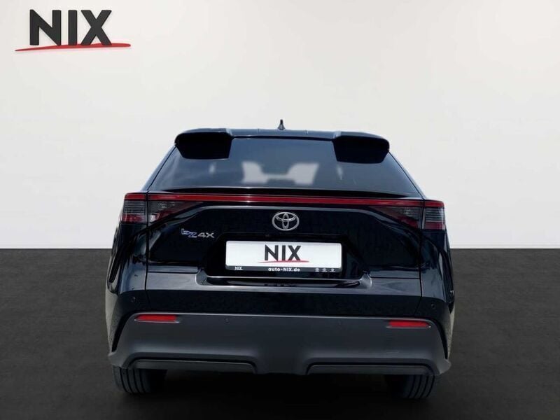 Gebraucht Toyota bZ4X Comfort 160 kW (218 PS) 2023 Onyxschwarz SUV