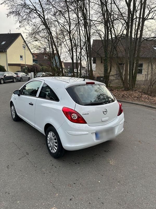 Gebraucht Opel Corsa Selection 69 PS (50 kW) 2014 Weiß Kleinwagen