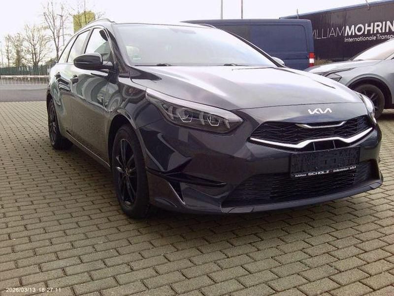 Gebraucht Kia Ceed Vision 160 PS (117 kW) 2022 (h8g) dark penta metal m (metallic) Kleinwagen