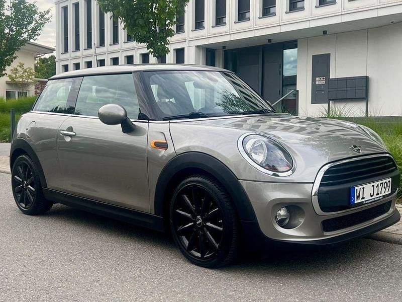 Gebraucht Mini ONE 102 PS (75 kW) 2018 Grau Kleinwagen