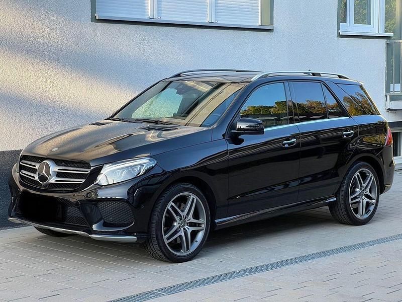 Schwarz Gebraucht 2016 Mercedes GLE500 AMG SUV | 34.900 € (Etwas zu teuer) - Bild 1/4