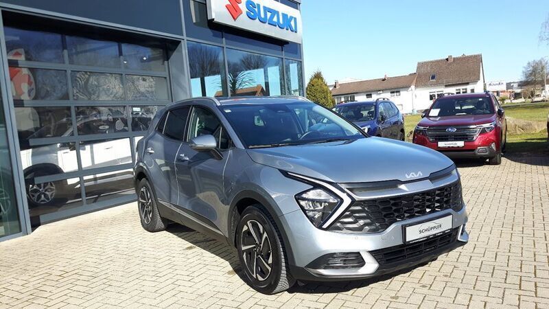 Gebraucht Kia Sportage 136 PS (100 kW) 2024 Silber (css) lunarsilber met. metallic SUV