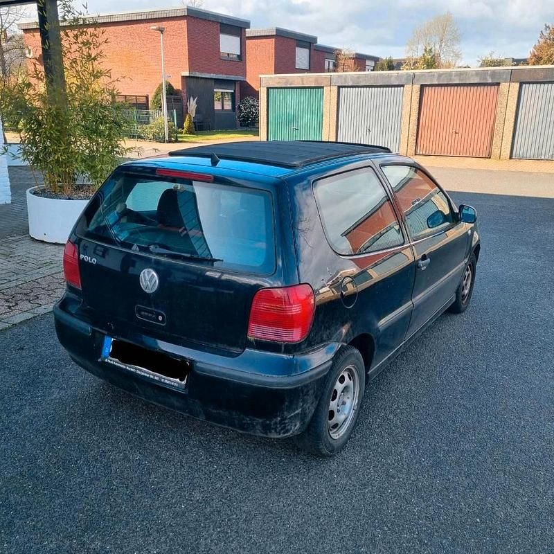 Gebraucht VW Polo 60 PS (44 kW) 2000 Schwarz Kleinwagen