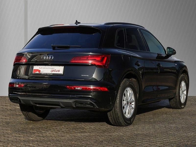 Gebraucht Audi Q5 Ambiente 204 PS (150 kW) 2022 Mythosschwarz metallic SUV