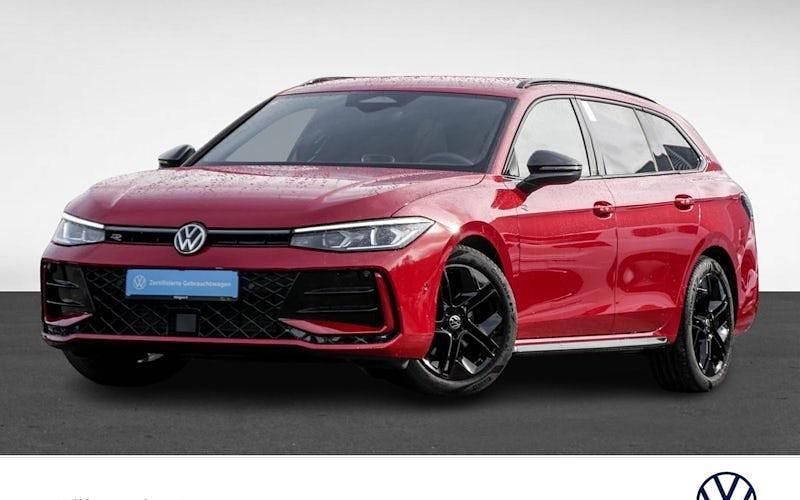 Gebraucht VW Passat R-line 150 PS (110 kW) 2025 Rot Kombi