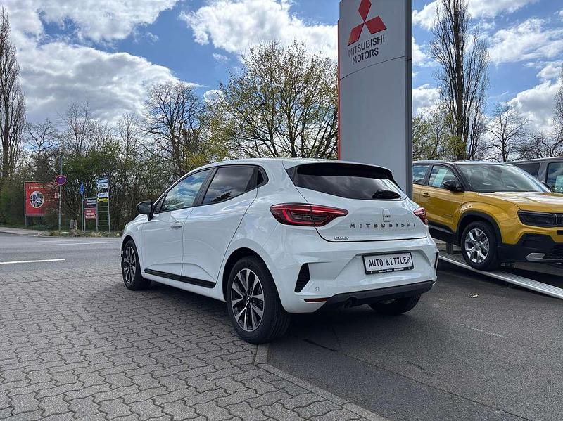 Neu Mitsubishi Colt Plus 91 PS (66 kW) 2025 Antarktisweiss Kleinwagen