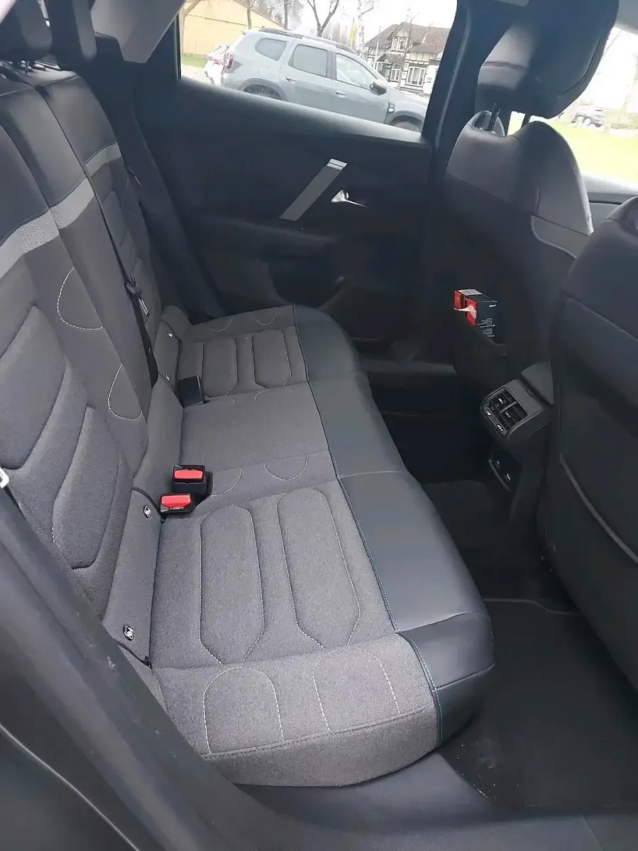Gebraucht Citroën C4 130 PS (95 kW) 2022 Grau Limousine