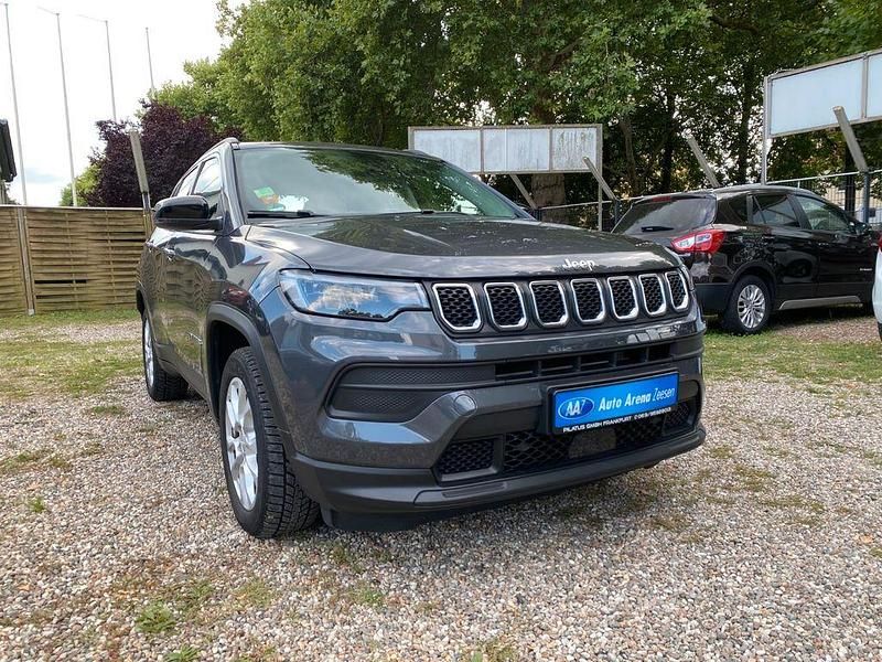 Schwarz Gebraucht 2023 Jeep Compass Night Eagle SUV | 19.850 € - Bild 1/4