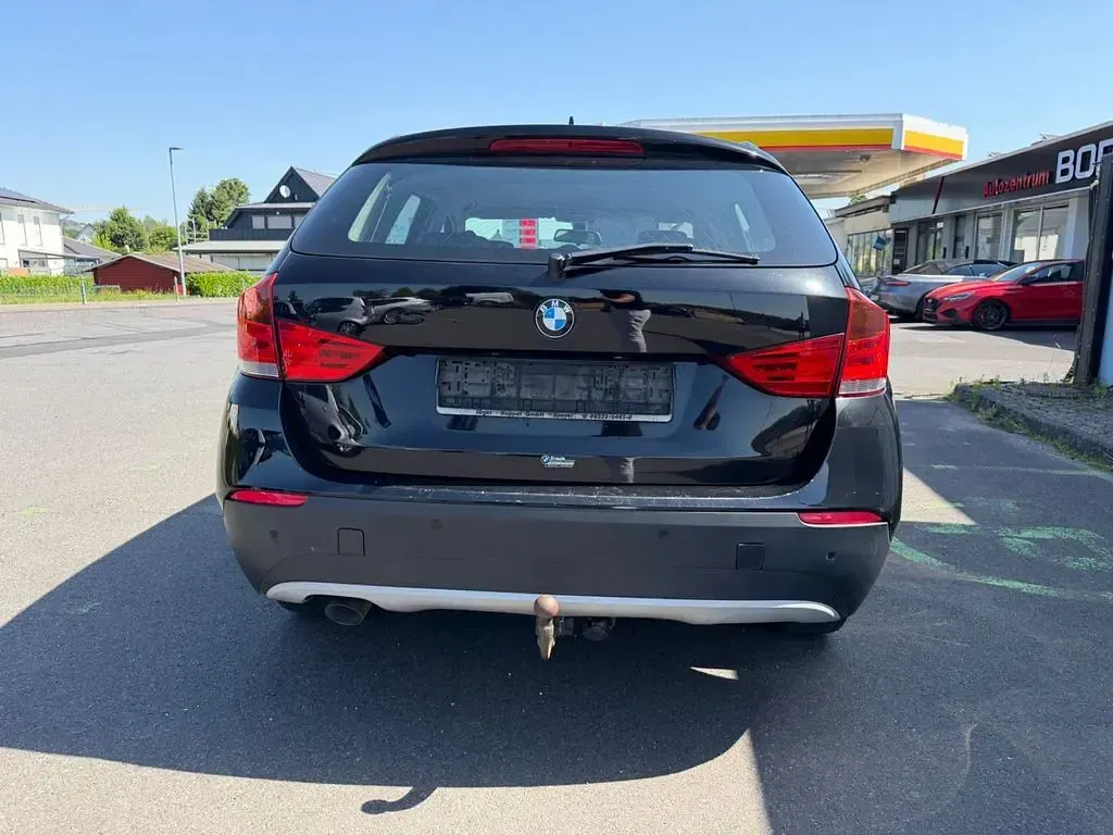 Gebraucht BMW X1 143 PS (105 kW) 2012 Schwarz SUV