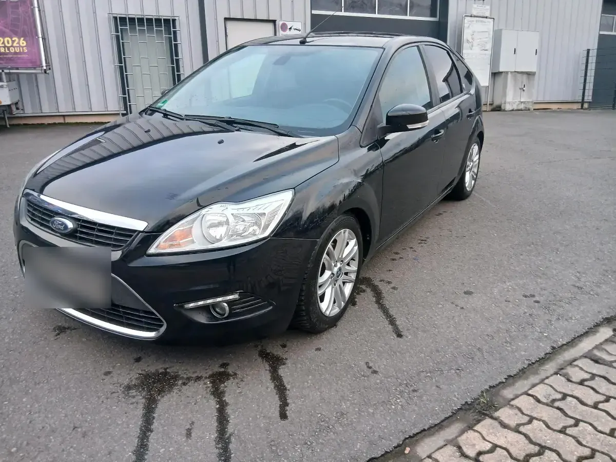 Gebraucht Ford Focus 101 PS (74 kW) 2009 Schwarz Kleinwagen