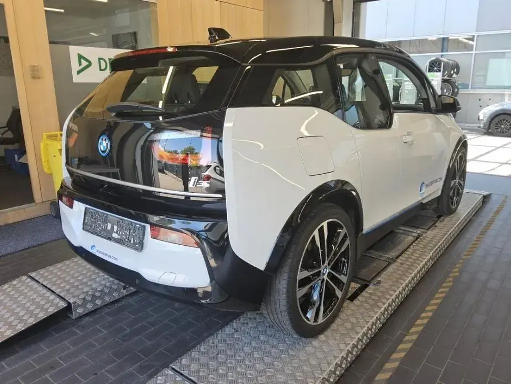 Gebraucht BMW i3 Sport Line 135 kW (184 PS) 2020 Weiß Kleinwagen