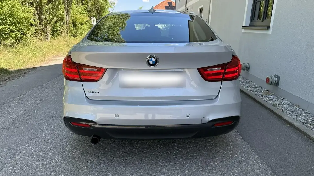 Gebraucht BMW 320 M Sport 184 PS (135 kW) 2013 Silber Limousine