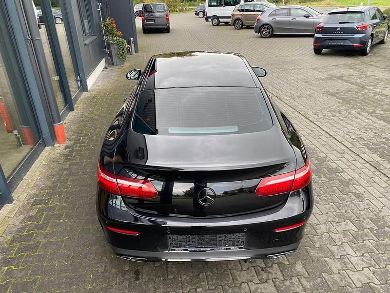 Gebraucht Mercedes E400 333 PS (244 kW) 2017 Schwarz Coupé