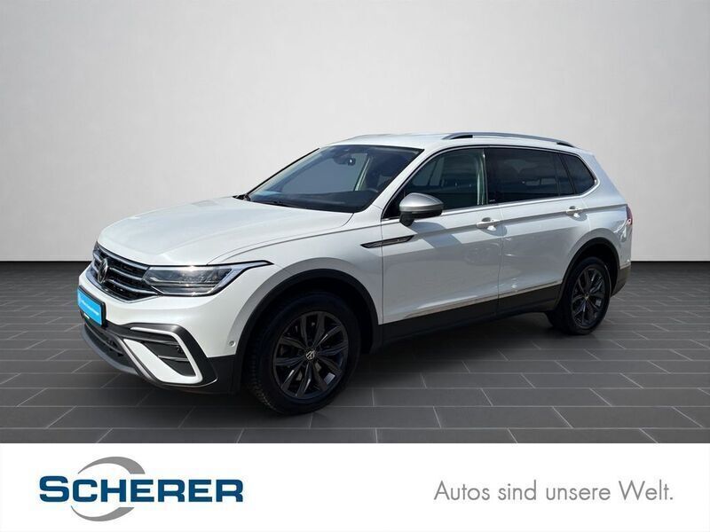 Oryxweiß perlmutteffekt (metallic) Gebraucht 2023 VW Tiguan Allspace Move SUV | 37.900 € (Guter Preis) - Bild 1/4