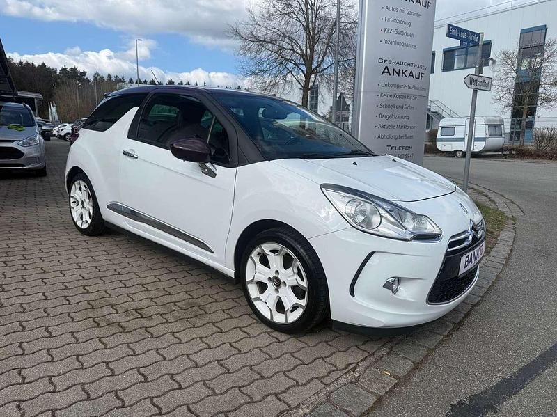 Gebraucht Citroën DS3 Sport Chic 156 PS (114 kW) 2010 Banquiseweiss + carmenrot Kleinwagen